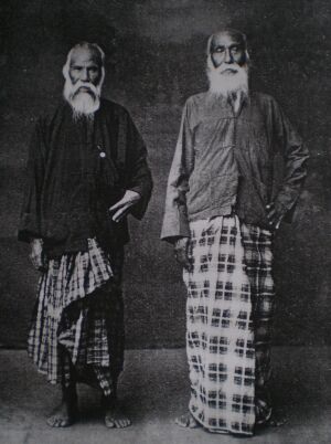THRA K&Eacute; and THRA TUK&Egrave;